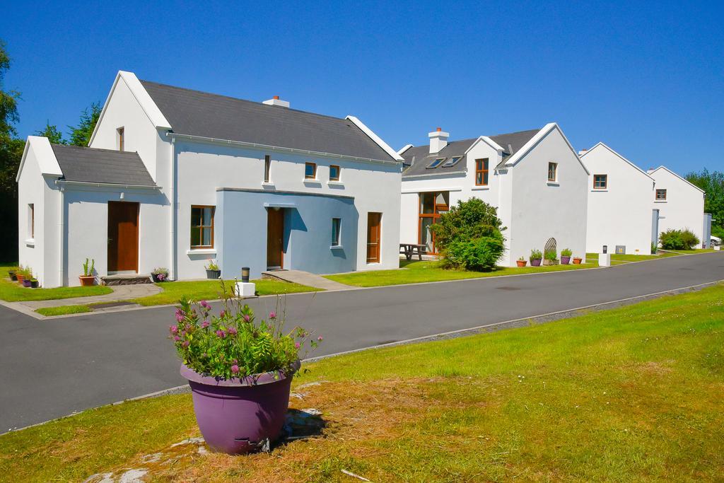 Achill Cottages Achill Sound Exterior foto